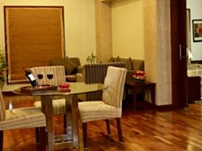 The Ocean Pearl Retreat Hotel New Delhi Exterior foto