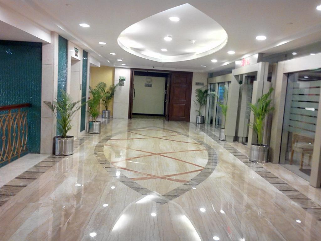 The Ocean Pearl Retreat Hotel New Delhi Exterior foto